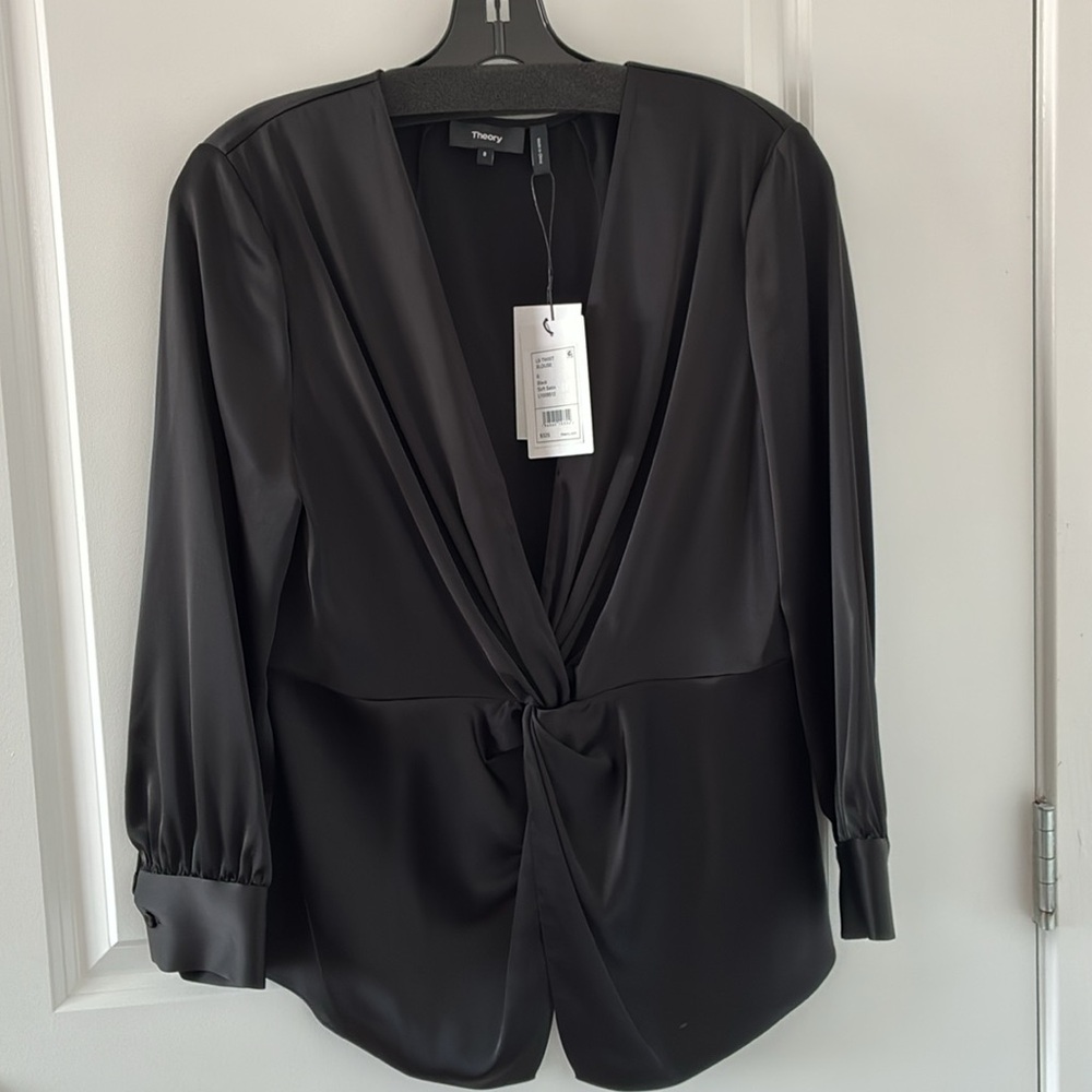 Theory New Satin Black Top size 8